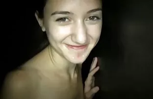 XXX Magro film amatoriali gratis italiani lesbica coccolare lei con soldi e stupendo masturbazione