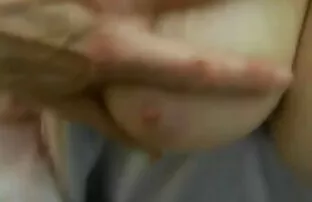 XXX Asiatico video italiani gratis hard teen masturbandosi un L. con un vibratore