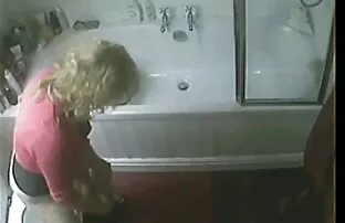 XXX Pov un grande healthy di nero uomini creep in il vagina video gratis hard italiani di un cagna indossare bianco mutandine