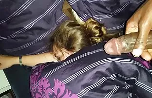 XXX Inquieto video gratis scopate italiane uomo seduto un bottino su un cazzo di una bionda passione passione in pantaloncini