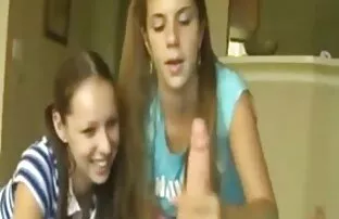 XXX Depravato fotografo scopa una giovane ragazza sul video sex italiani gratis