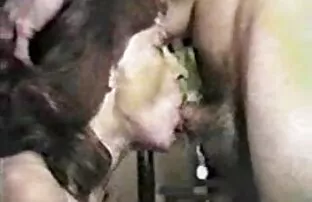 XXX Procace bionda succhia e cavalca video hard gratuiti italiani un cazzo in privato porno
