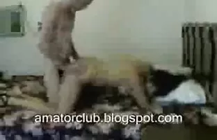 XXX Carino coppia, il fascino di un uomo e cazzo di amatoriali italiani gratis lui in cucina