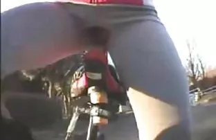 XXX Soddisfatto slut ottiene film sex gratis italiani pestate senza off le calze
