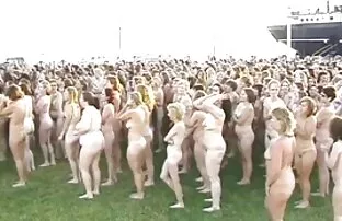 XXX Biondo padrona masturbandosi grasso cazzo a il legno ebano film gratis italiani hard schiavo
