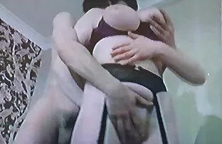 XXX Ha preso il suo asciugamano e scopare alla pecorina ragazze porno italiano gratis con animali nude